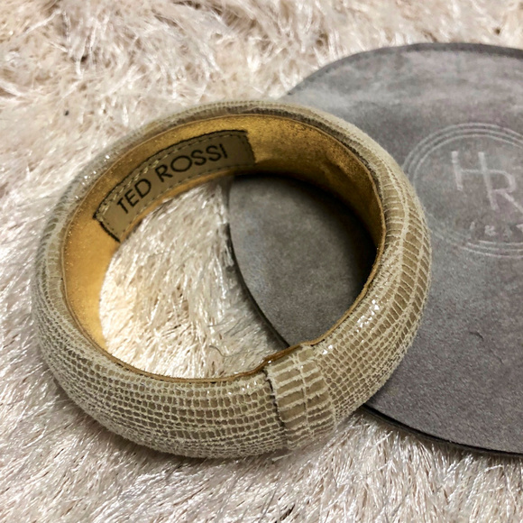 Ted Rossi Cream Snakeskin Bangle - Picture 1 of 6